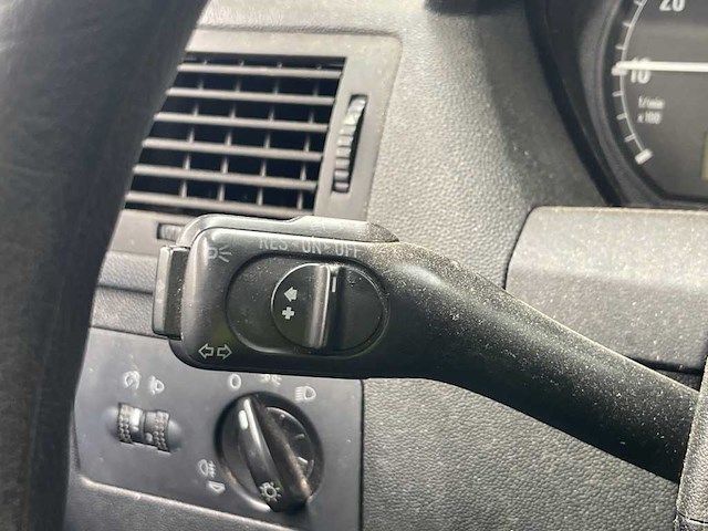 Skoda fabia combi 1.4 comfort 2003 | 22-lh-hp - afbeelding 8 van  15