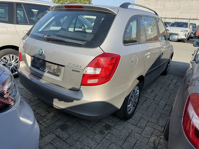 Skoda fabia combi, 2011 - afbeelding 4 van  29