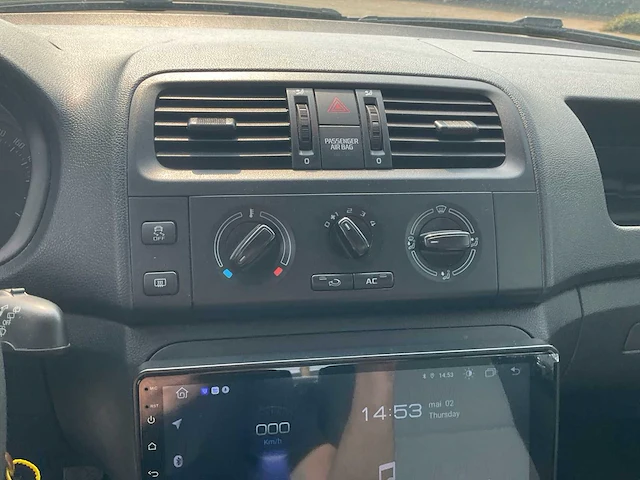 Skoda fabia elektrische ramen airco navi radio - afbeelding 15 van  25