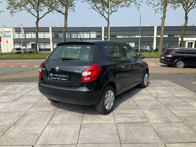 Skoda fabia elektrische ramen airco navi radio - afbeelding 21 van  25