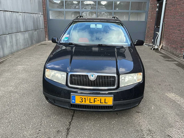 Skoda fabia kombi - personenauto (schade) - afbeelding 5 van  12