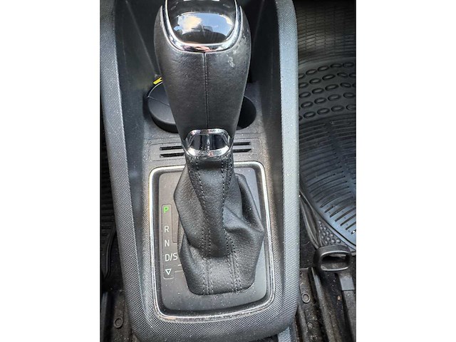 Skoda fabia sport 1.2 81kw ds, 6989 - afbeelding 13 van  25