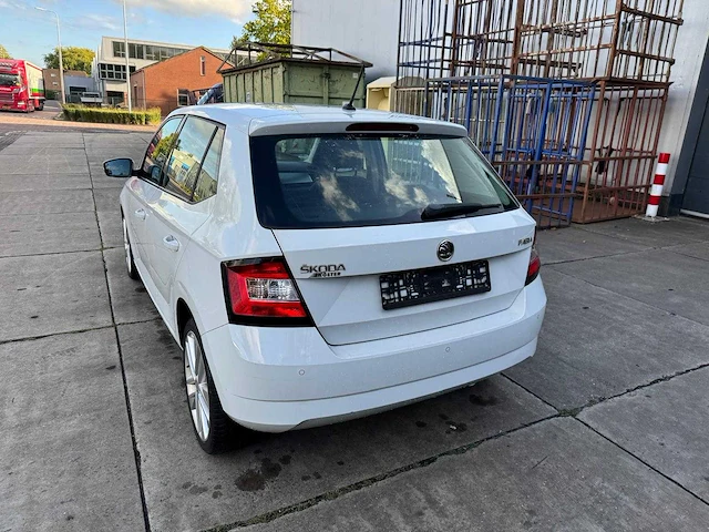 Skoda fabia sport 1.2 81kw dsg sty 46000 km 1e eigenaar 6989 - afbeelding 21 van  25