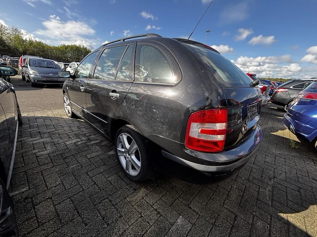 Skoda fabia sw 1 4 tdi ambiente,2006 - afbeelding 30 van  33