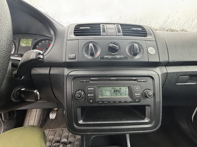Skoda fabia sw 1.2 cr tdi ambiente dpf,2010 - afbeelding 4 van  32