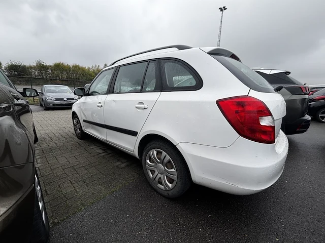 Skoda fabia sw 1.2 cr tdi ambiente dpf,2010 - afbeelding 29 van  32