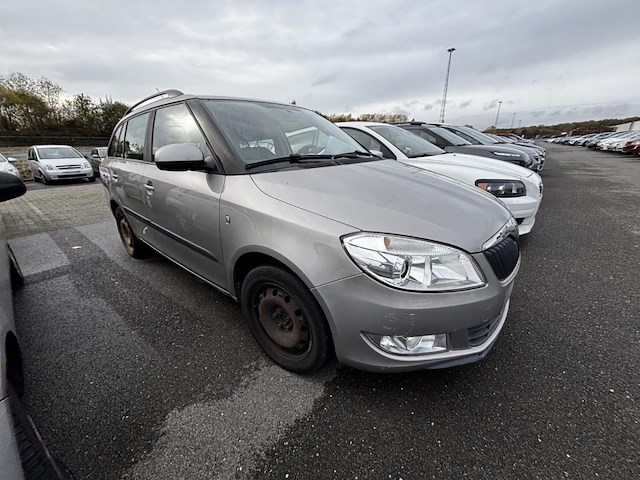 Skoda fabia sw 1.2 cr tdi classic dpf, 2011 - afbeelding 23 van  32