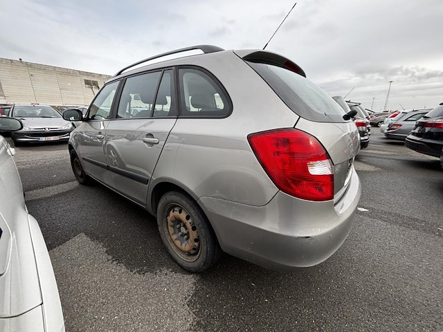 Skoda fabia sw 1.2 cr tdi classic dpf, 2011 - afbeelding 29 van  32
