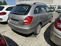 Skoda fabia sw 1.6 cr tdi ambiente dpf 90, 2010 - afbeelding 17 van  22