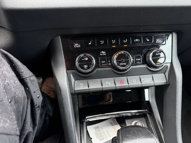 Skoda karoq 1 6 cr tdi scr ambition,2019 - afbeelding 2 van  25