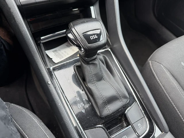 Skoda karoq 1 6 cr tdi scr ambition,2019 - afbeelding 3 van  25