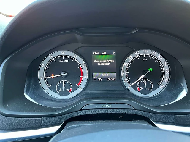 Skoda karoq 1.0 tsi style bus , sx-299-v - afbeelding 22 van  23