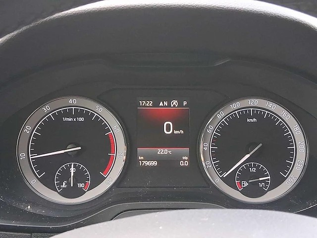 Skoda karoq 1.5 tsi act ambition 2018 | xp-003-d - afbeelding 7 van  35