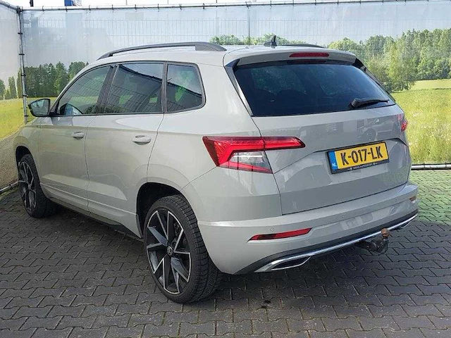 Skoda karoq 1.5 tsi act business edition | k-017-lk - afbeelding 15 van  48