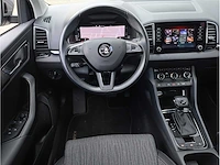 Skoda karoq 1.5 tsi automaat 2020 panoramadak virtual canton audio keyless go & entry dodehoeksensor - afbeelding 10 van  40
