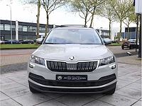 Skoda karoq 1.5 tsi automaat 2020 panoramadak virtual canton audio keyless go & entry dodehoeksensor - afbeelding 39 van  40