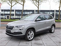 Skoda karoq 1.5 tsi automaat 2020 panoramadak virtual canton audio keyless go & entry dodehoeksensor - afbeelding 40 van  40