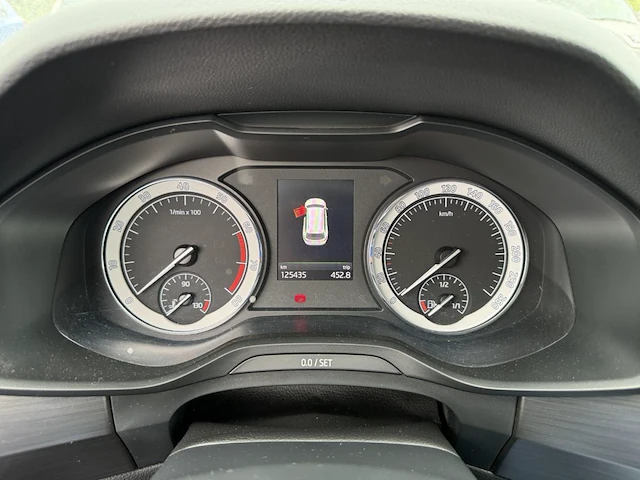 Skoda kodiaq business + jantes 18" 150 at, 2017 - afbeelding 10 van  24