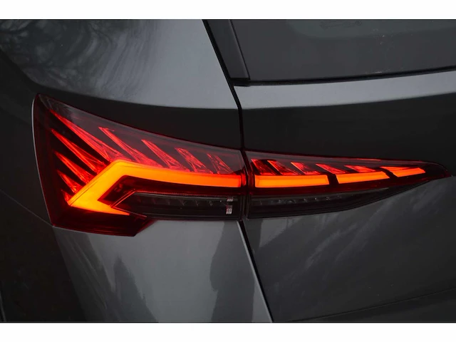 Skoda octavia 1.5 tsi mhev combi black edition facelift - personenauto - afbeelding 3 van  36