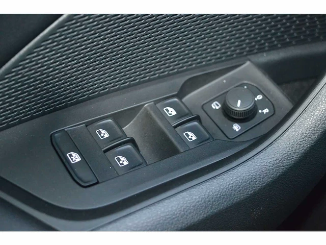 Skoda octavia 1.5 tsi mhev combi black edition facelift - personenauto - afbeelding 27 van  36