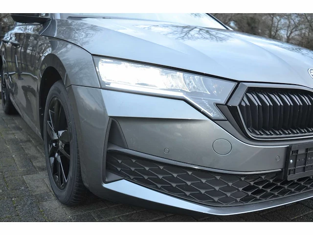 Skoda octavia 1.5 tsi mhev combi black edition facelift - personenauto - afbeelding 35 van  36