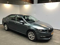 Škoda octavia 1.6 tdi greentech ambition business | tn-719-h - afbeelding 5 van  17