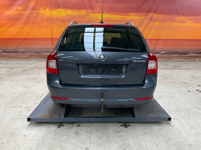 Skoda octavia 2010 - afbeelding 2 van  46