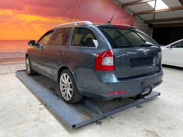 Skoda octavia 2010 - afbeelding 5 van  46