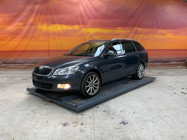 Skoda octavia 2010 - afbeelding 1 van  46