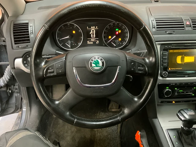 Skoda octavia 2010 - afbeelding 18 van  46