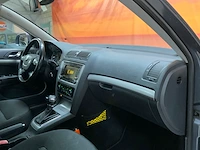 Skoda octavia 2010 - afbeelding 30 van  46