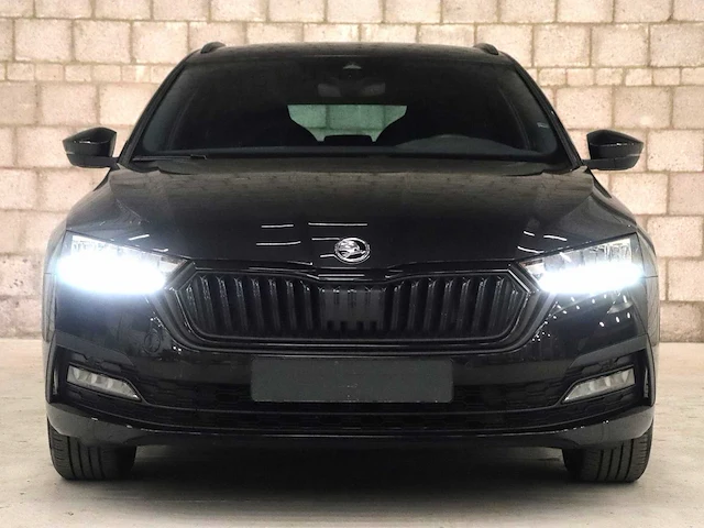 Skoda octavia combi 1.0 e-tsi sport business car 2022 - afbeelding 12 van  34