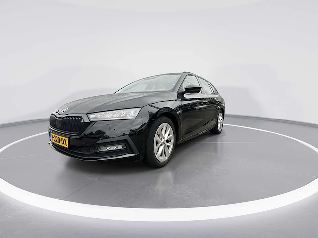 Skoda octavia combi 1.0 e-tsi sport business | p-220-dx - afbeelding 1 van  25