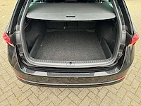 Skoda octavia combi 1.0 e-tsi sport business | p-220-dx - afbeelding 14 van  25