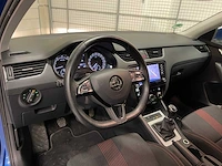 Skoda octavia combi 1.0 tsi greentech ambition business 116pk 2018 (origineel-nl), ts-752-t - afbeelding 8 van  52