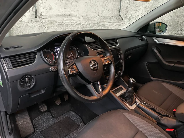 Skoda octavia combi 1.0 tsi grt amb. bns 116pk 2019 -orig. nl-, xr-784-v - afbeelding 14 van  62