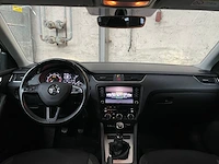Skoda octavia combi 1.0 tsi grt amb. bns 116pk 2019 -orig. nl-, xr-784-v - afbeelding 31 van  62