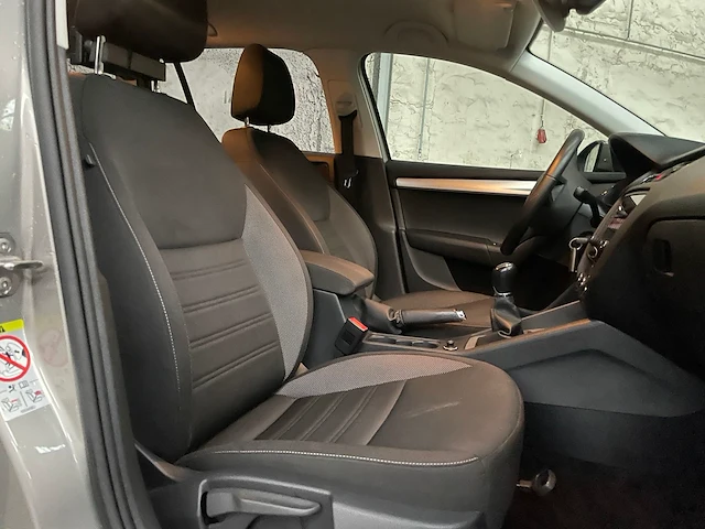 Skoda octavia combi 1.0 tsi grt amb. bns 116pk 2019 -orig. nl-, xr-784-v - afbeelding 42 van  62
