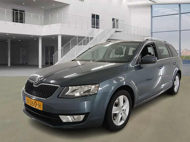 Skoda octavia combi 1.0 tsi grt amb bns , ; jx-260-h - afbeelding 1 van  18