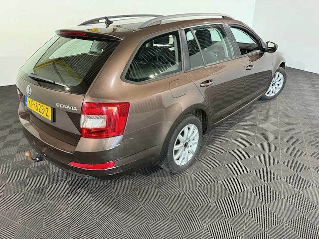 Skoda octavia combi 1.0 tsi grt amb bns, kp-623-z - afbeelding 15 van  17