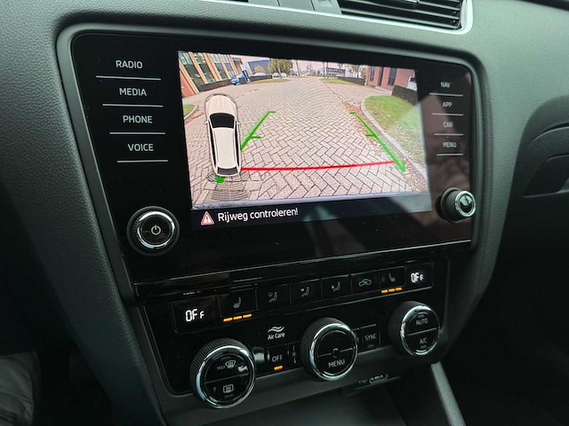 Skoda octavia combi 1.0 tsi grt amb. bns , xf-467-h - afbeelding 10 van  23
