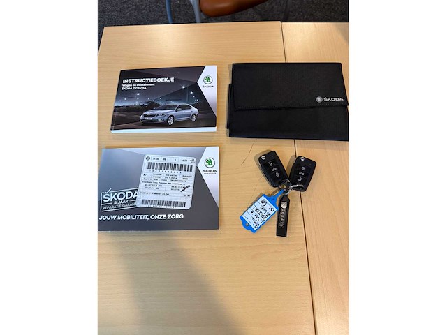 Skoda octavia combi 1.0 tsi grt amb. bns , xf-467-h - afbeelding 16 van  23