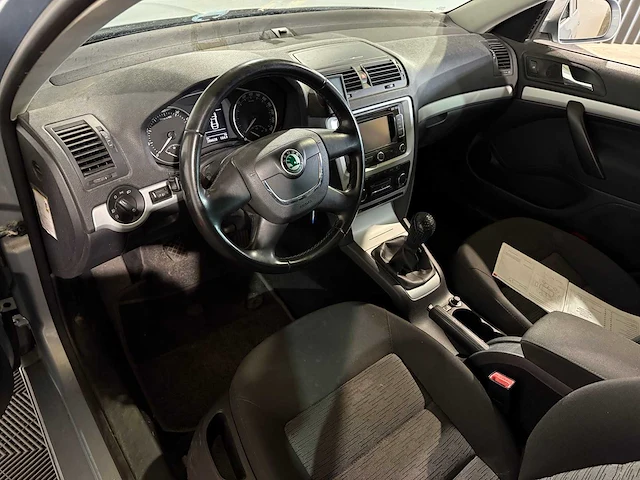 Skoda octavia combi 1.2 tsi ambition bns, 12-njs-7 - afbeelding 12 van  13