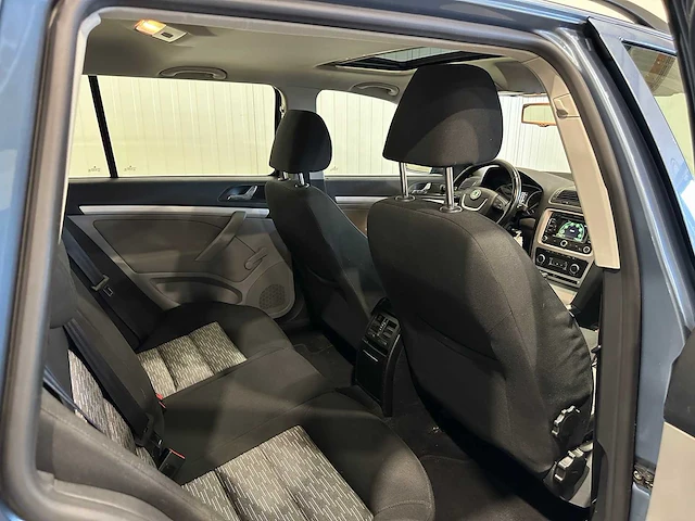 Skoda octavia combi 1.2 tsi ambition bns automaat 82-spz-1 - afbeelding 4 van  20
