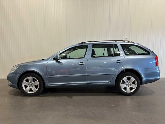 Skoda octavia combi 1.2 tsi ambition bns automaat 82-spz-1 - afbeelding 12 van  20