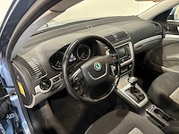 Skoda octavia combi 1.2 tsi ambition bns automaat 82-spz-1 - afbeelding 20 van  20