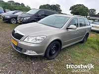 Skoda octavia combi 1.2 tsi elegance, 68-lpg-a - afbeelding 1 van  19