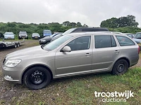 Skoda octavia combi 1.2 tsi elegance, 68-lpg-a - afbeelding 2 van  19
