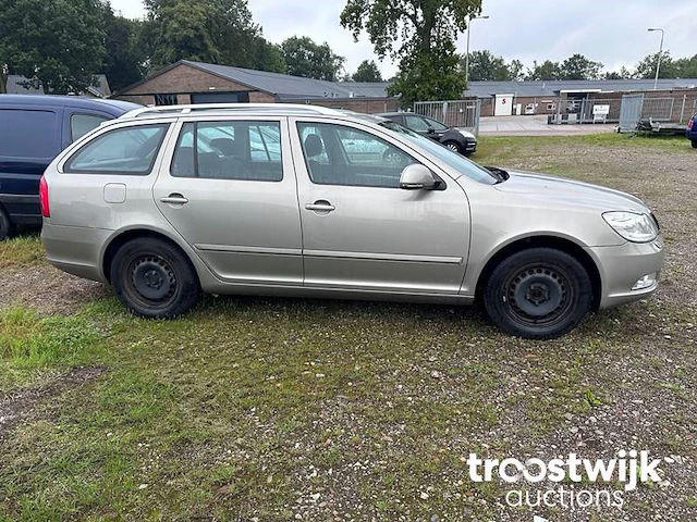 Skoda octavia combi 1.2 tsi elegance, 68-lpg-a - afbeelding 5 van  19