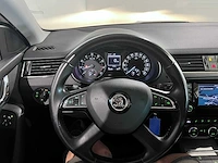 Skoda octavia combi 1.2 tsi grt amb bns, 5-sjv-26 - afbeelding 4 van  17